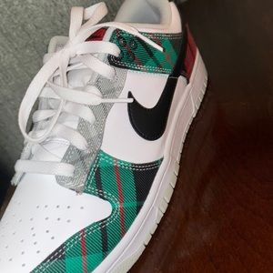 DeadStock Nike Dunks